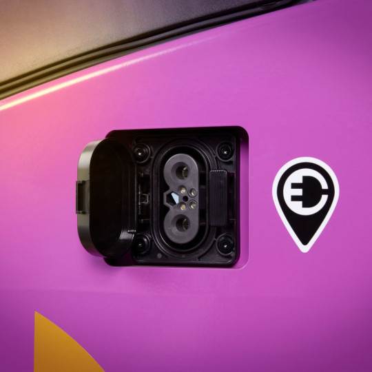 Grúa Horquilla Eléctrica - CBH 2.5 | Mástil de 4800 mm | AntOn de Jungheinrich