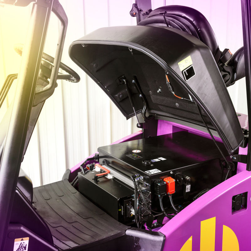 Grúa Horquilla Eléctrica - CBH 3.0 | Mástil de 4800 mm | AntOn by Jungheinrich